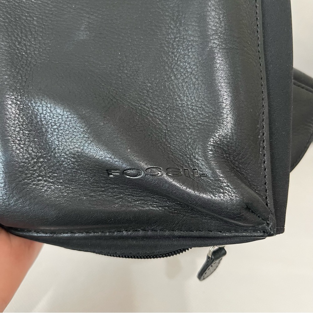 Vintage Fossil Black Crossbody Bag - Picture 2 of 9